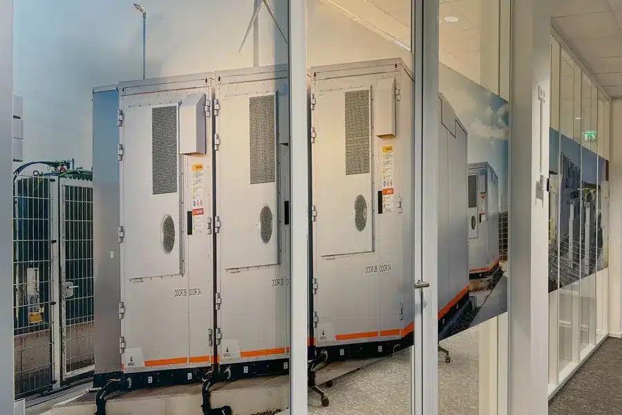 Giga Storage